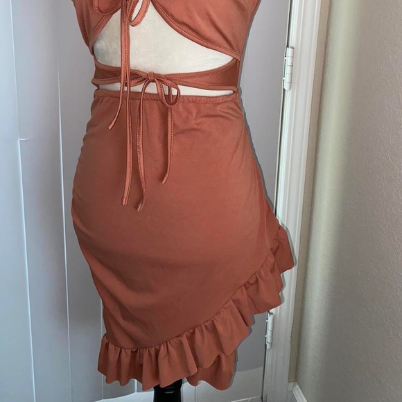 Pink Spring Dress - Picture 4 of 4